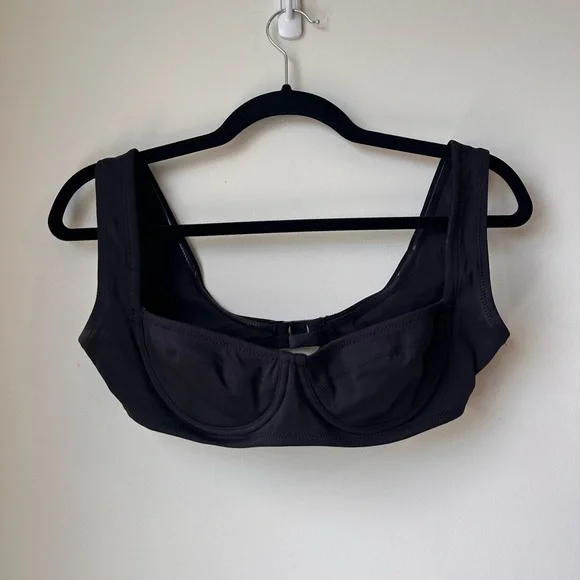 SKIMS Shaping Swim Unlined Underwire Bikini Top in Onyx size Small - Picture 2 of 15